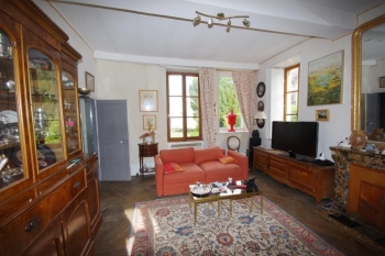 ANCIEN PRESBYTERE BOURGUIGNON 18ème siècle