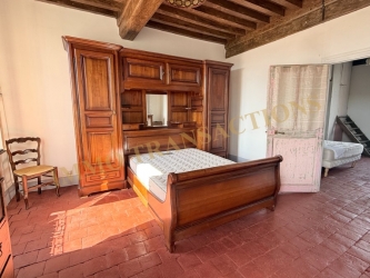 Ancien relais de poste sur 4 279 m²
