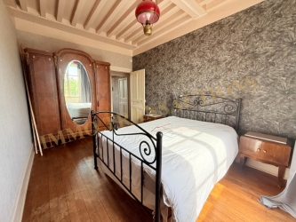 Ancien relais de poste sur 4 279 m²