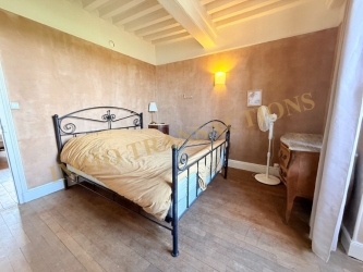 Ancien relais de poste sur 4 279 m²