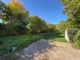 Ancienne fermette entre AUXOIS et MORVAN