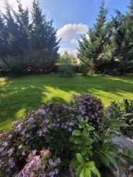 Belle maison Familiale À  AVALLON sur 2592 m² de terrains