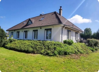 Belle maison Familiale À  AVALLON sur 2592 m² de terrains