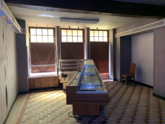 CENTRE SAULIEU LOCAL COMMERCIAL 90 m²