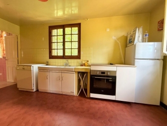 Charmante maison ancienne sans vis-à-vis sur près de 5 000 m