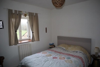 Coquette maison de campagne entièrement rénovée située à la