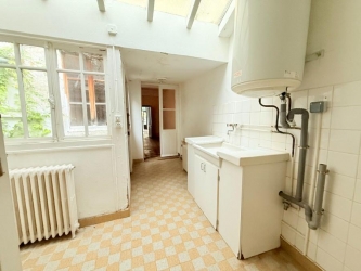 Immeuble à usage commercial et d'habitation centre-ville