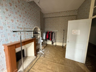 Immeuble à usage commercial et d'habitation centre-ville