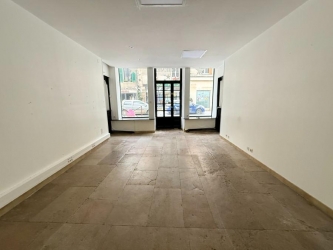 Immeuble à usage commercial et d'habitation centre-ville