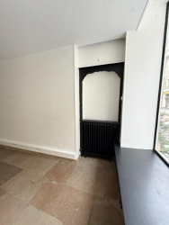 Immeuble à usage commercial et d'habitation centre-ville