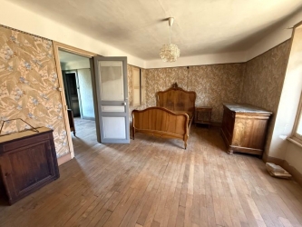 Maison à restaurer entre SAULIEU et AVALLON
