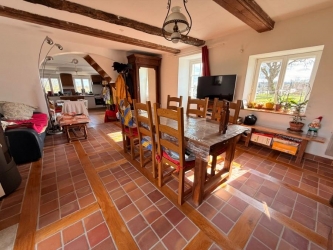 Maison à SAULIEU avec terrain et garage