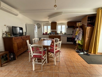 Maison à SAULIEU avec terrain et garage