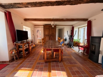 Maison à SAULIEU avec terrain et garage