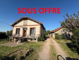 Maison ancienne indépendante et dépendances