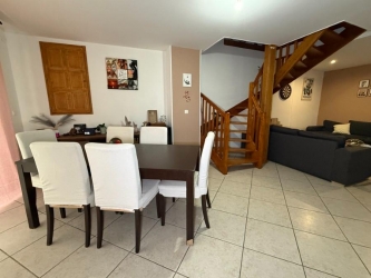 Maison d'habitation avec dépendances Belle vue