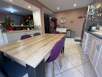 Maison d'habitation avec dépendances Belle vue