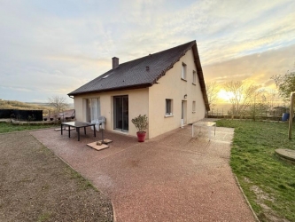 Maison d'habitation avec dépendances Belle vue