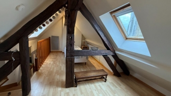 Maison de ville centre historique, vue sur la Basilique