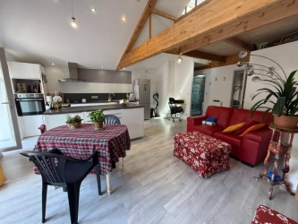 Maison de ville de 3 pièces avec garage