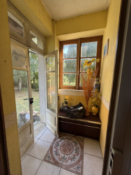 Maison indépendante sur terrain de plus de 7400 m²