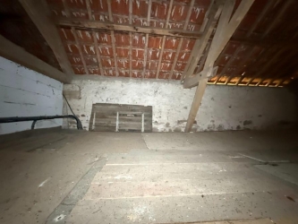 MORVAN Ancienne longère en pierres de pays sur  8575 m²