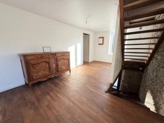 Moulin rénové – 283 m² habitables – Plus de 2 hectares