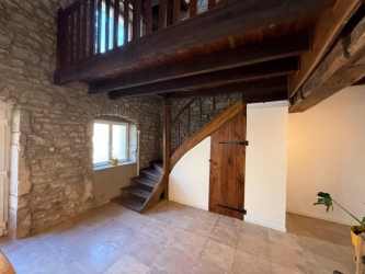 Moulin rénové – 283 m² habitables – Plus de 2 hectares