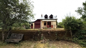 PARC DU MORVAN MAISON ISOLEE AVEC PISCINE