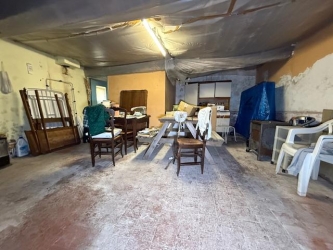 PARC DU MORVAN PETITE MAISON EN GRANIT A RENOVER