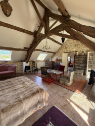 PARC NATUREL DU MORVAN, SUPERBE MAISON DE CARACTÈRE ANCIENNE