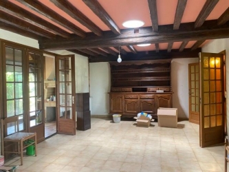 SAULIEU REMARQUABLE MAISON DE PLAIN PIED - PISCINE